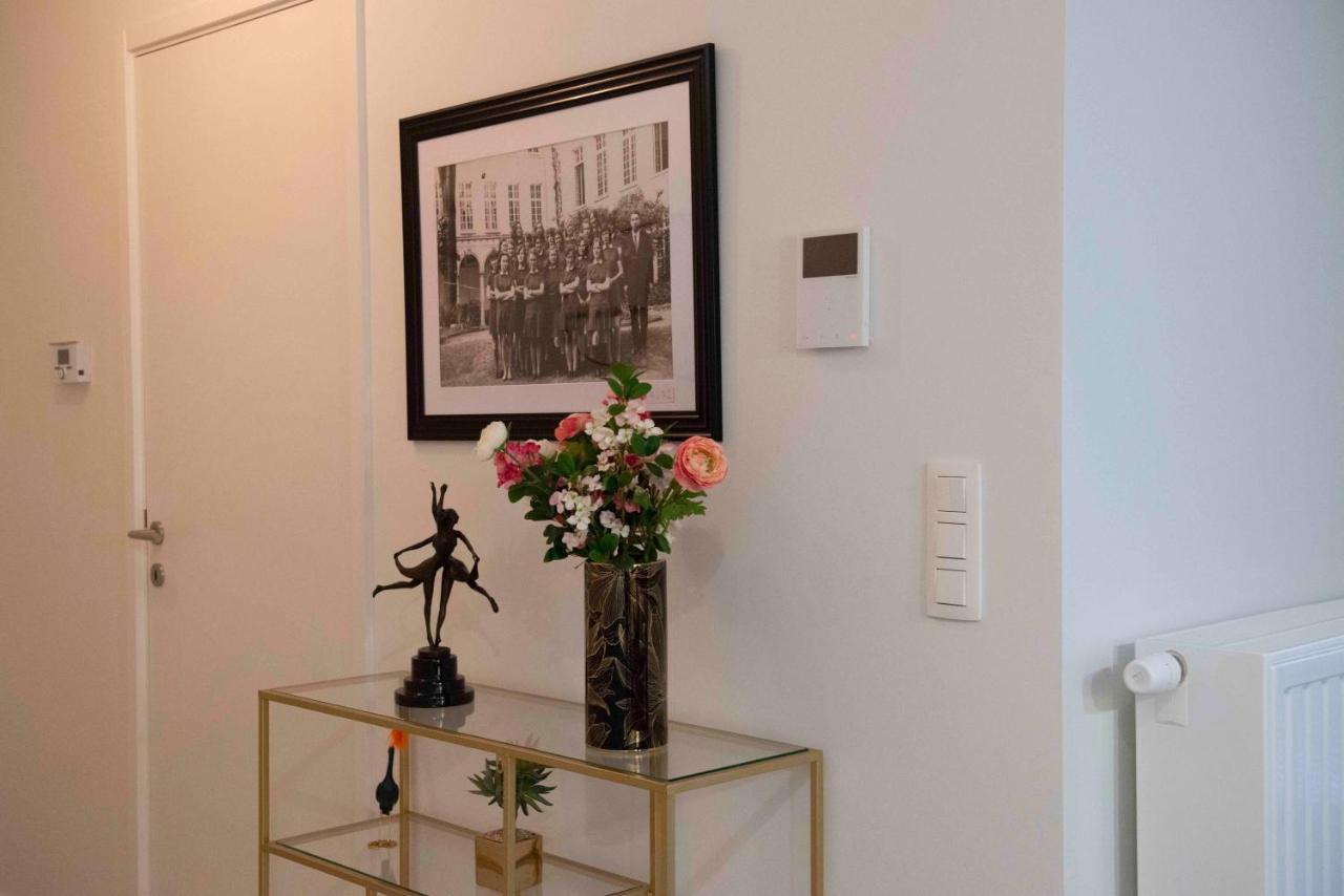 Cityantwerp Een Oase Van Rust Direct Achter De Meir Apartment ภายนอก รูปภาพ