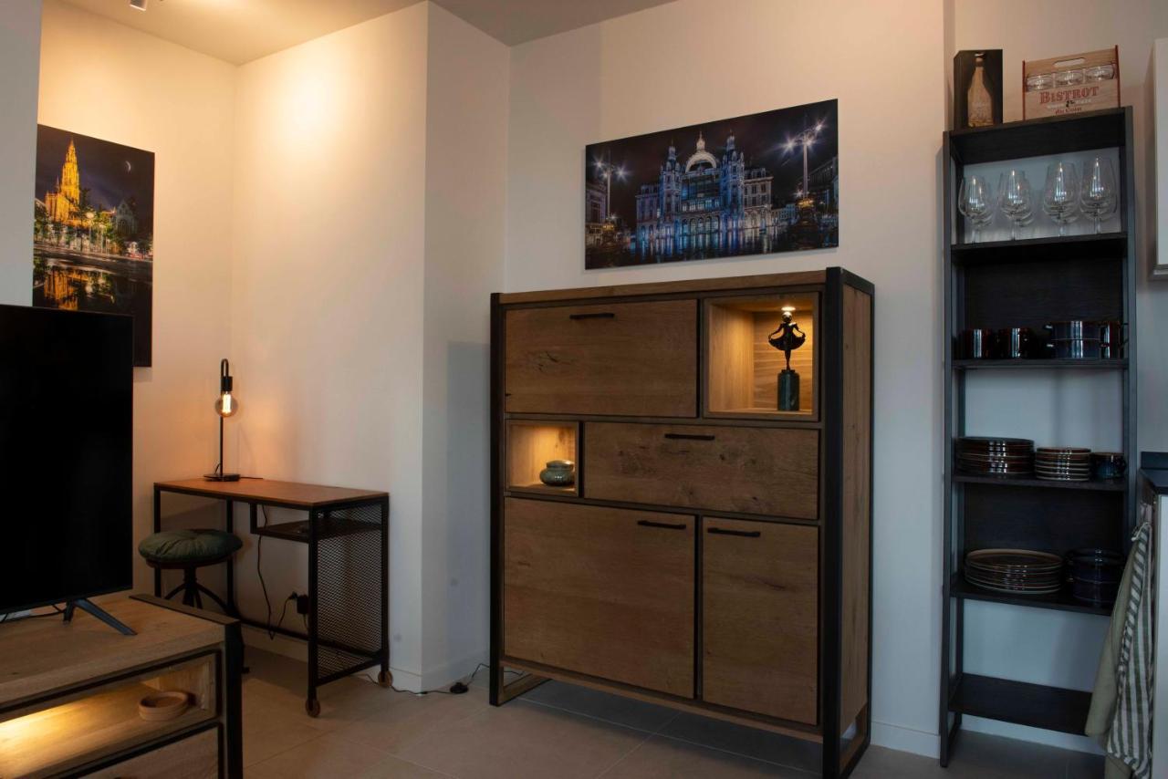Cityantwerp Een Oase Van Rust Direct Achter De Meir Apartment ภายนอก รูปภาพ